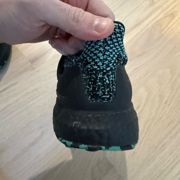 Adidas UltraBoost Men’s 11.5 Black Teal Running Shoes - Picture 4 of 13